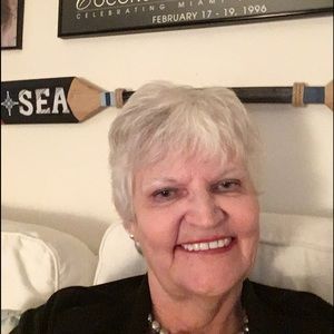 Meet your Posher, Edith